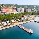 호텔 Riviera - Terme & Wellness Lifeclass 4*