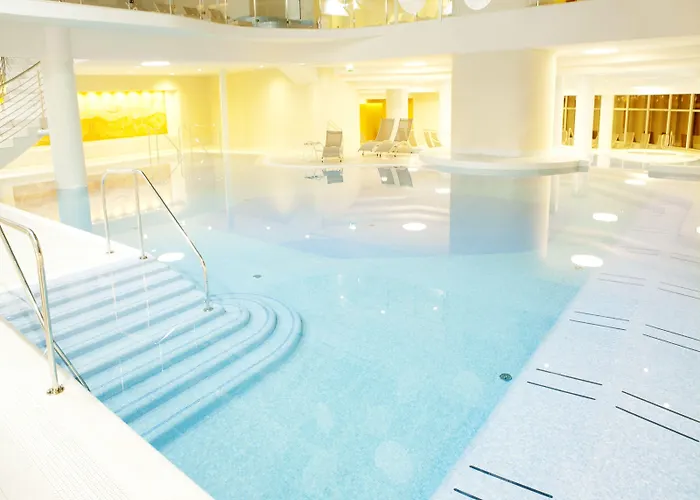 Riviera - Terme & Wellness Lifeclass Отель Порторож